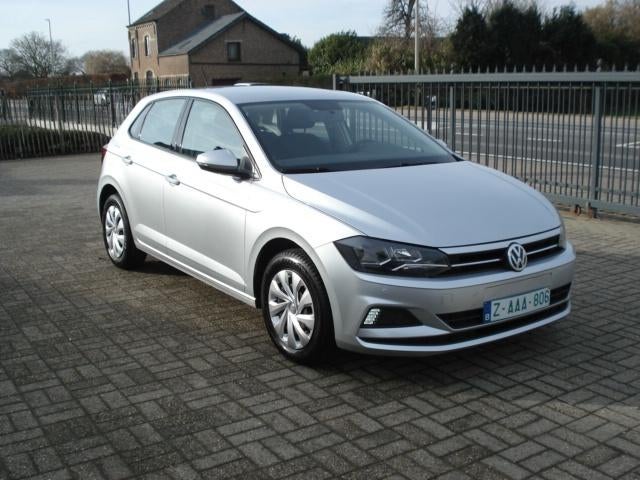 vw polo navi pdc airco dagrijlichten face lift, Auto's, Volkswagen, Voorwielaandrijving, 4 deurs, Stof, Bedrijf