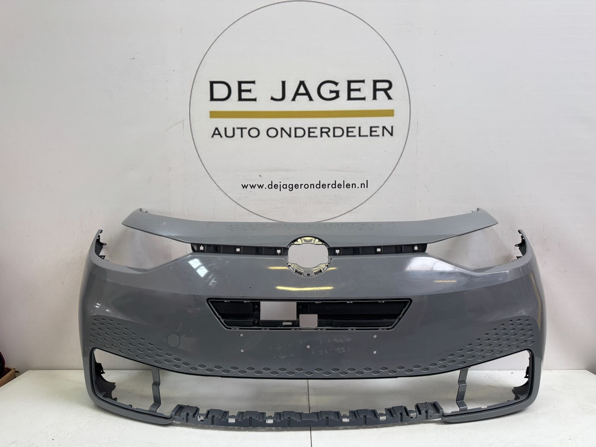 VW 10A ID3 ID 3 VOORBUMPER BUMPER 10A807221, Gebruikt, Volkswagen AG, Vw@volkswagen.de, Bumper