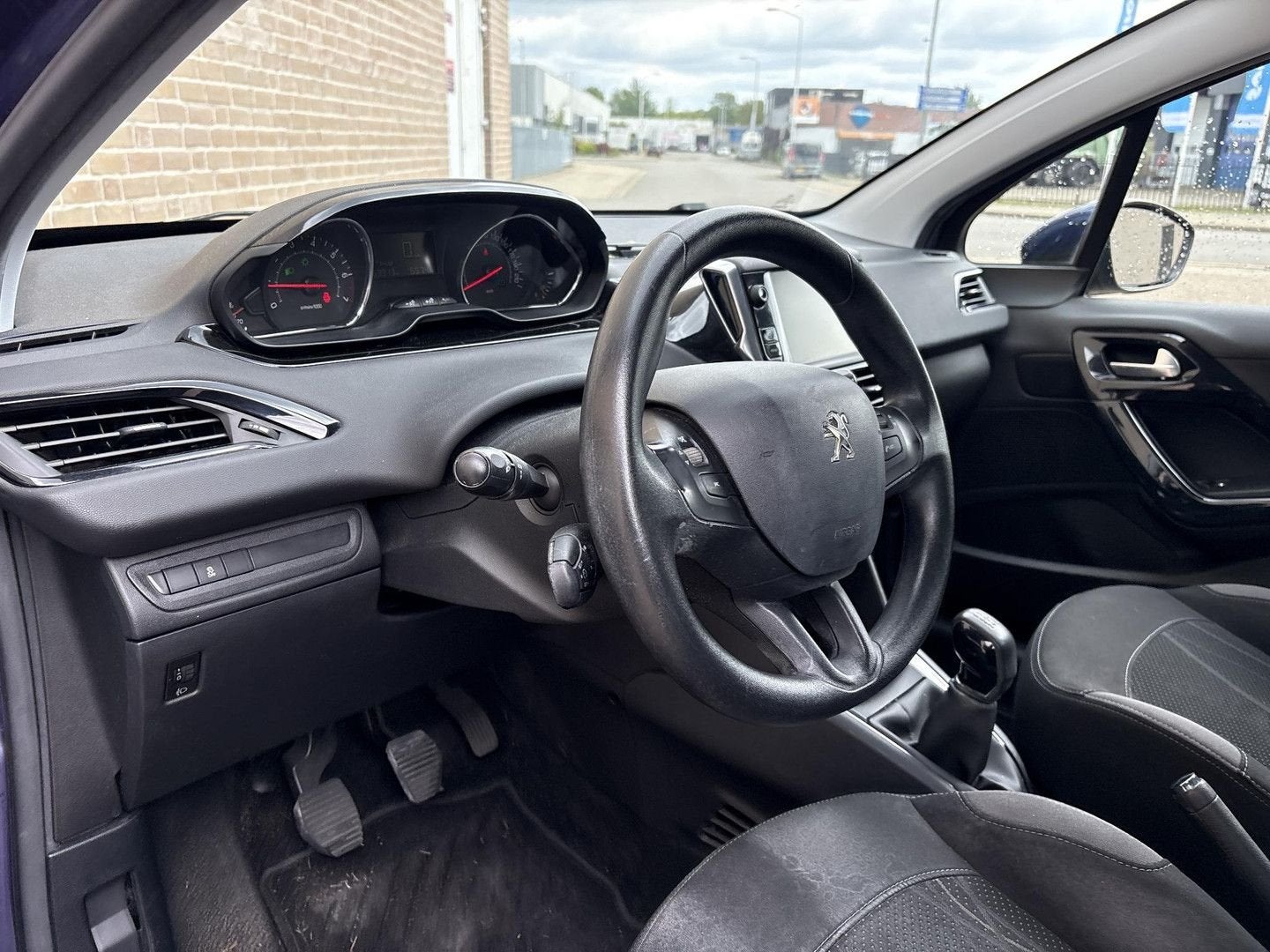 Peugeot 208 1.2 VTi Blue Lease | Cruise | Airco |, Blauw, Bedrijf, Handgeschakeld, Electronic Stability Program (ESP)