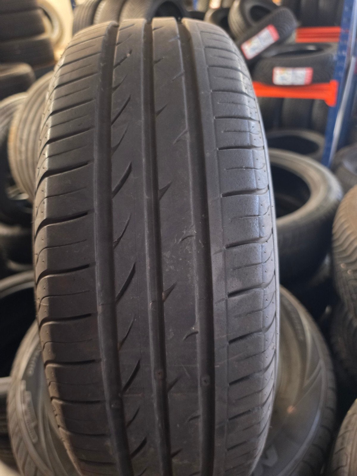 185/65r15 nexen 35€ per stuk met montage en balanceren, Ophalen