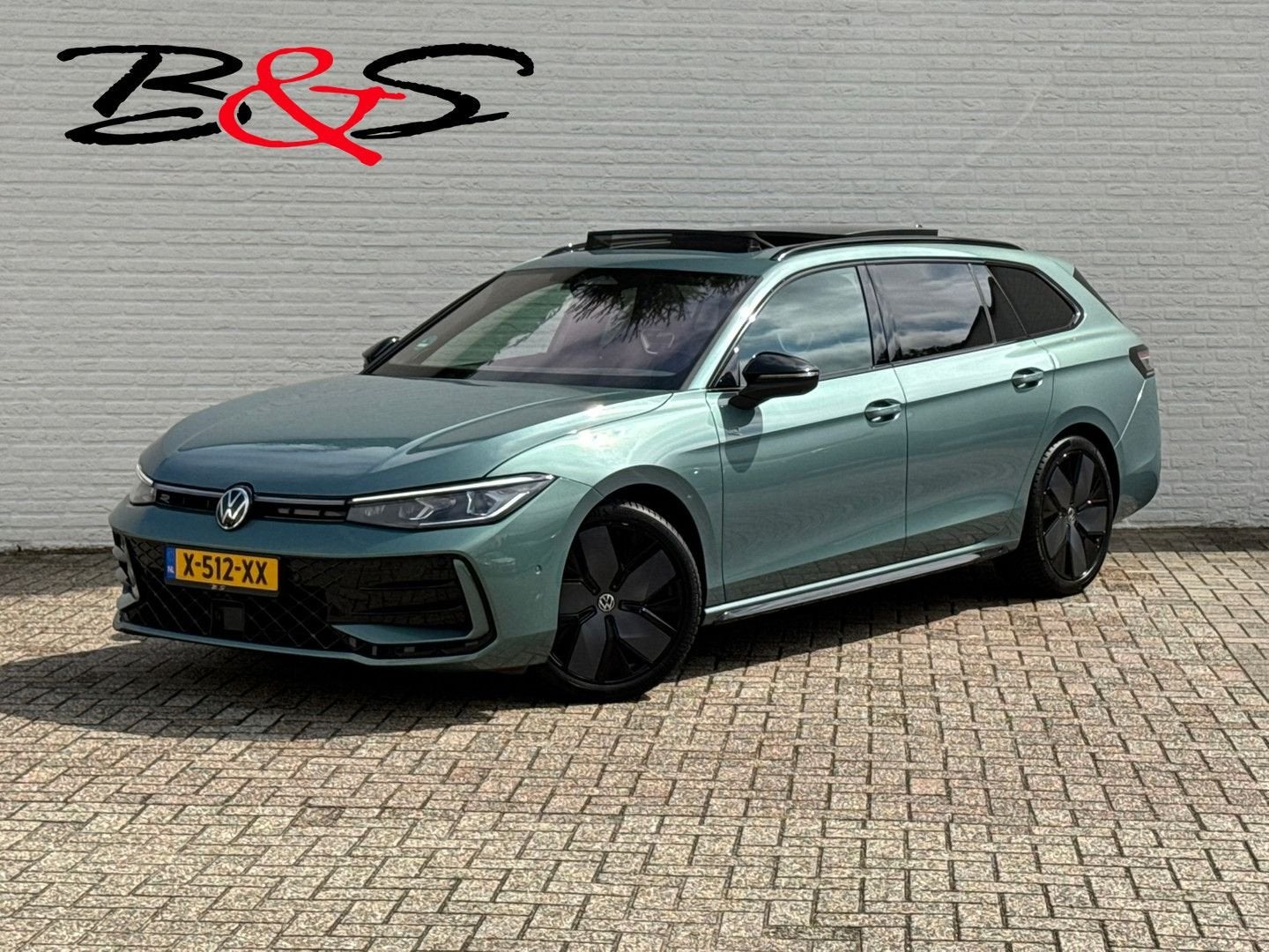 Volkswagen Passat Variant 1.5 eTSI R-Line Panorama Massage s, Electronic Stability Program (ESP), Achat, Entreprise, Carnet d'entretien