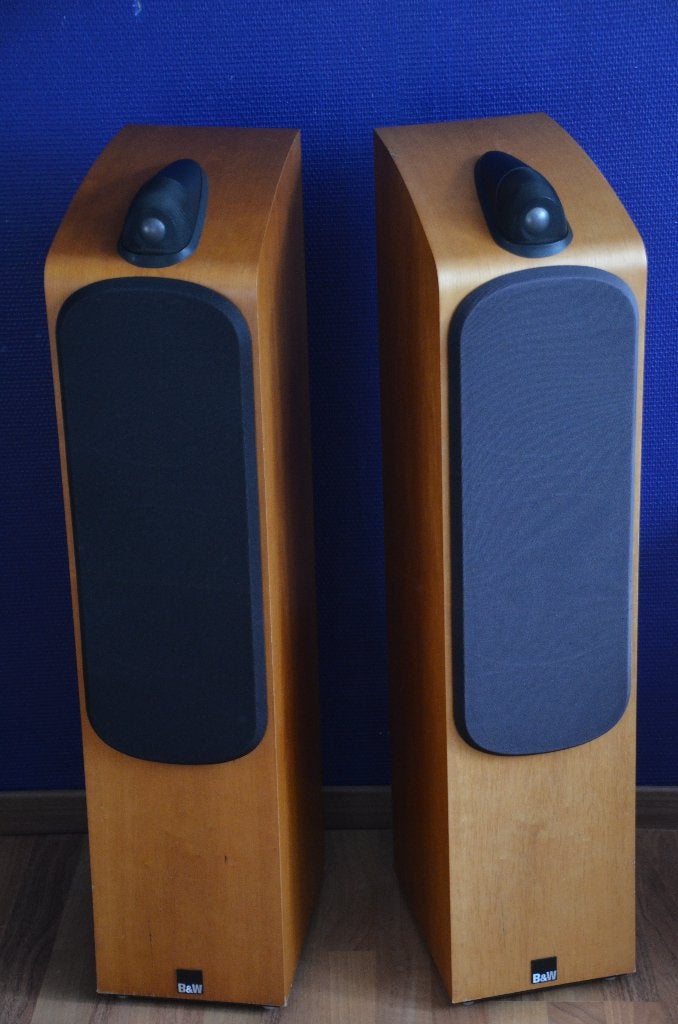 B&W 704 Floorstanding Speakers; Cherrywood Pair, Ophalen, Gebruikt