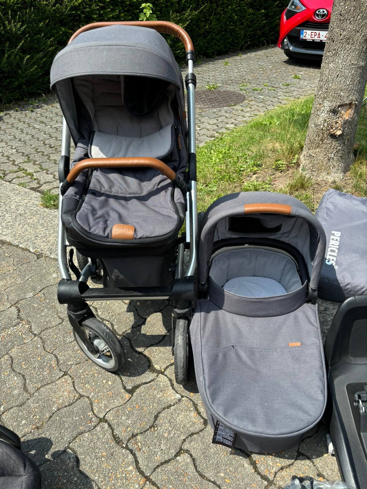 Reiswieg-buggy Mutsy Nio, Zo goed als nieuw, Mutsy, Verstelbare duwstang, Ophalen