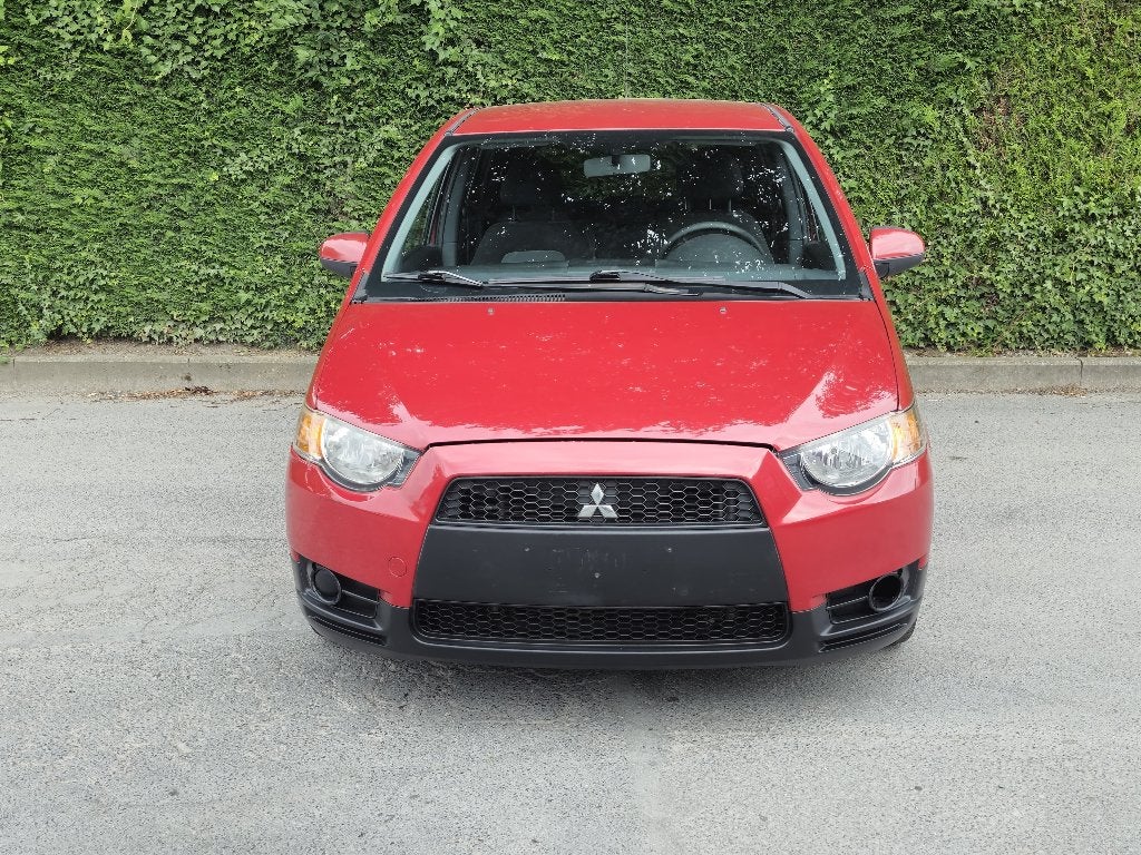 - Mitsubishi colt/2009/71000.km - 1,1I/essence, Autos, Mitsubishi, Rouge, Achat, Entreprise, Boîte manuelle