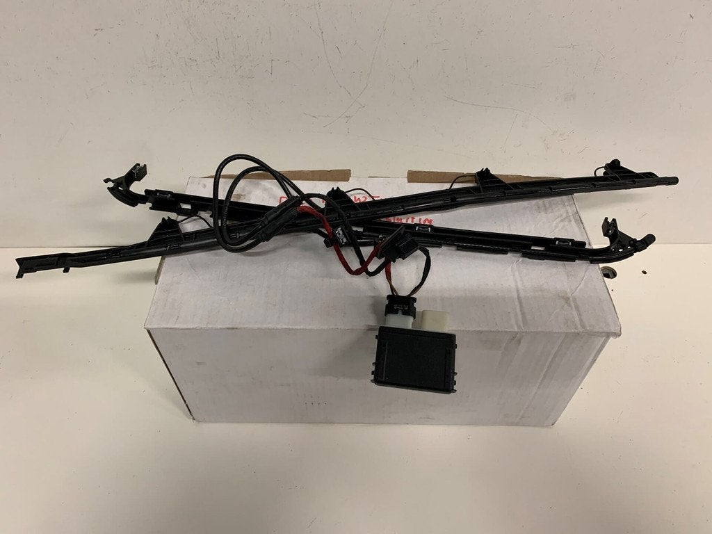 Vw Tiguan 5NA kofferklep opener sensor 5NA962283, Auto-onderdelen, Gebruikt, Volkswagen, Volkswagen AG, Vw@volkswagen.de