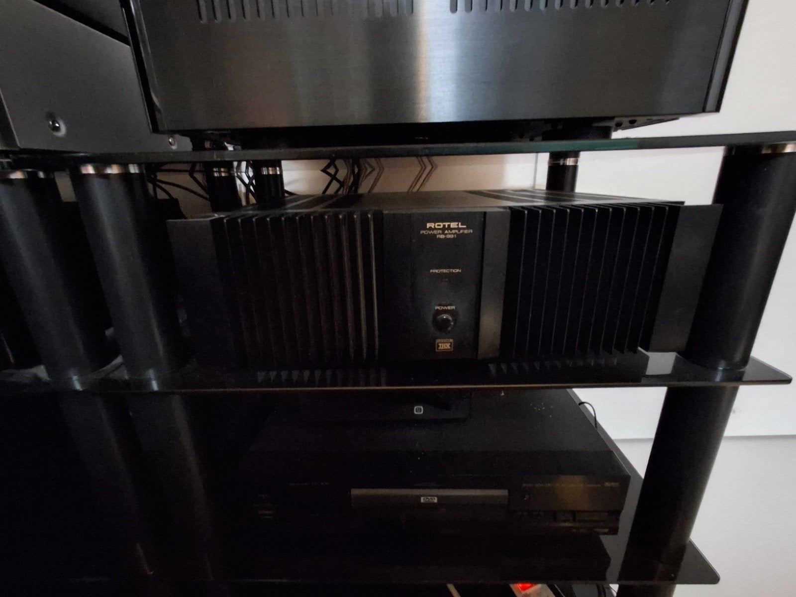 rotel rb 991 voorversterker 2 x 400 watt, Audio, Tv en Foto, Ophalen of Verzenden
