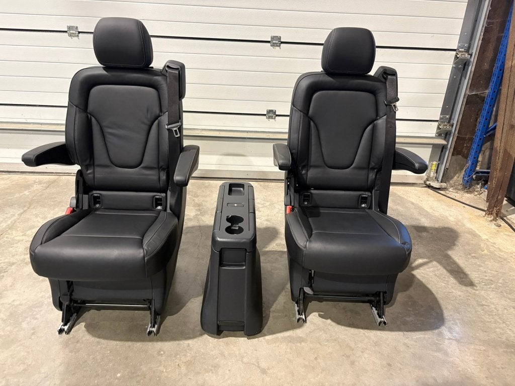 Originele Mercedes V-Klasse W447 individuele stoelen, Autos : Pièces & Accessoires, Habitacle & Garnissage, Mercedes-Benz, Neuf