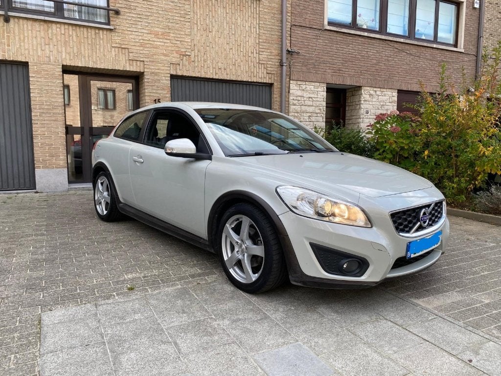 volvo c30 model sport 1.6d 80kw, Cuir, Achat, Entreprise, Boîte manuelle