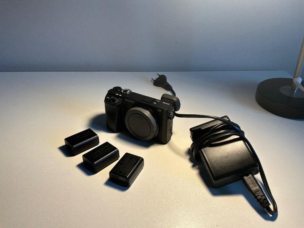 Appareil photo : Sony a6300 - 2700 shutter, Audio, Tv en Foto, Sony, Camera, Ophalen of Verzenden, Zo goed als nieuw
