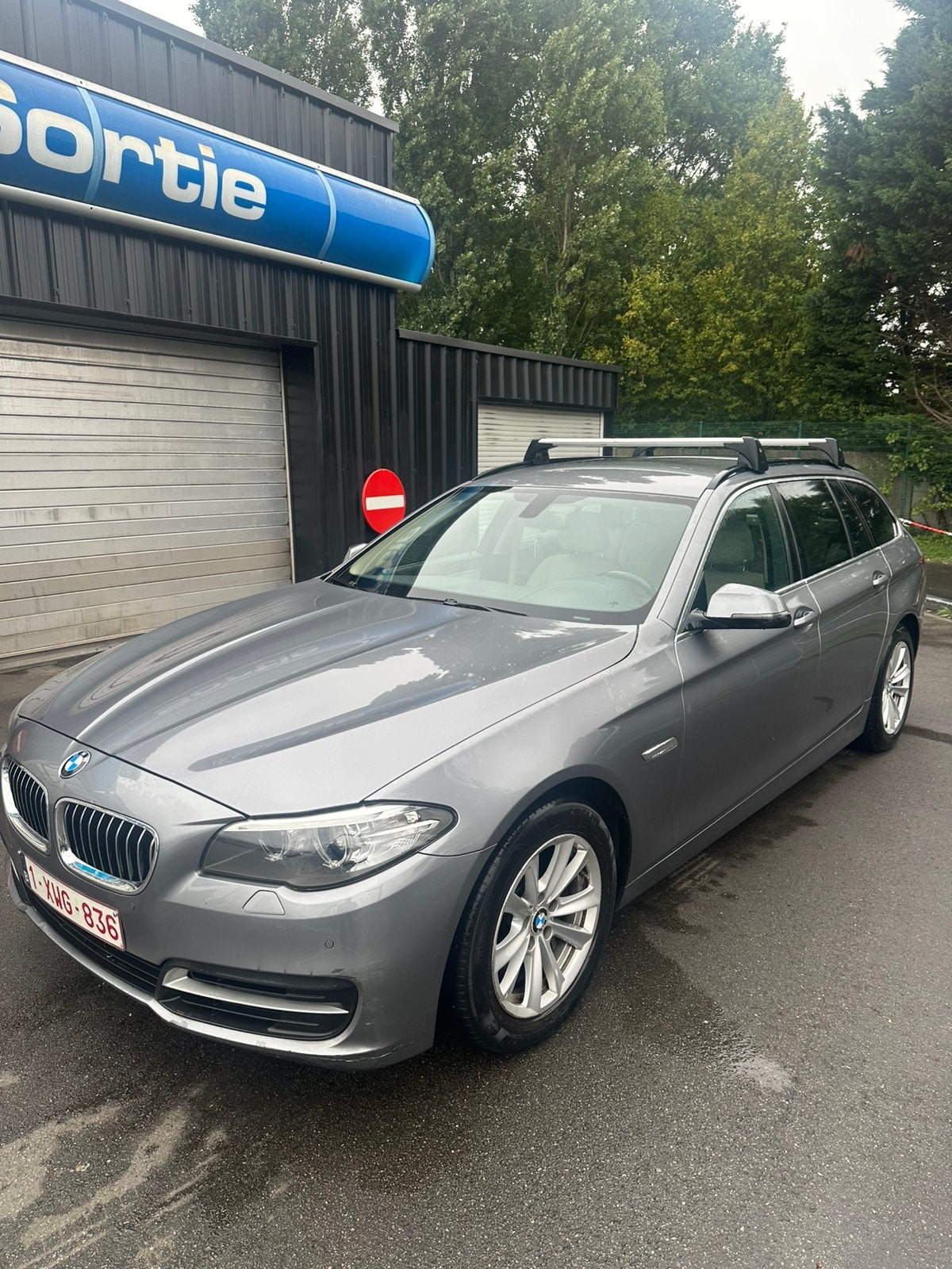 BMW 528i xDrive - Euro 6, Trekhaak, Leder, Cruise, Auto's, Automaat, Leder, Vierwielaandrijving, Particulier