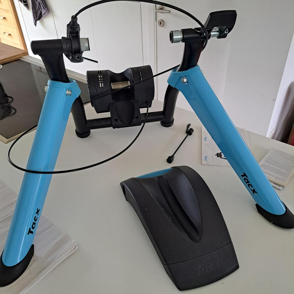 TACX Indoorfietstrainer met trainingsmat en trainingsband, Sport en Fitness, Wielrennen, Ophalen