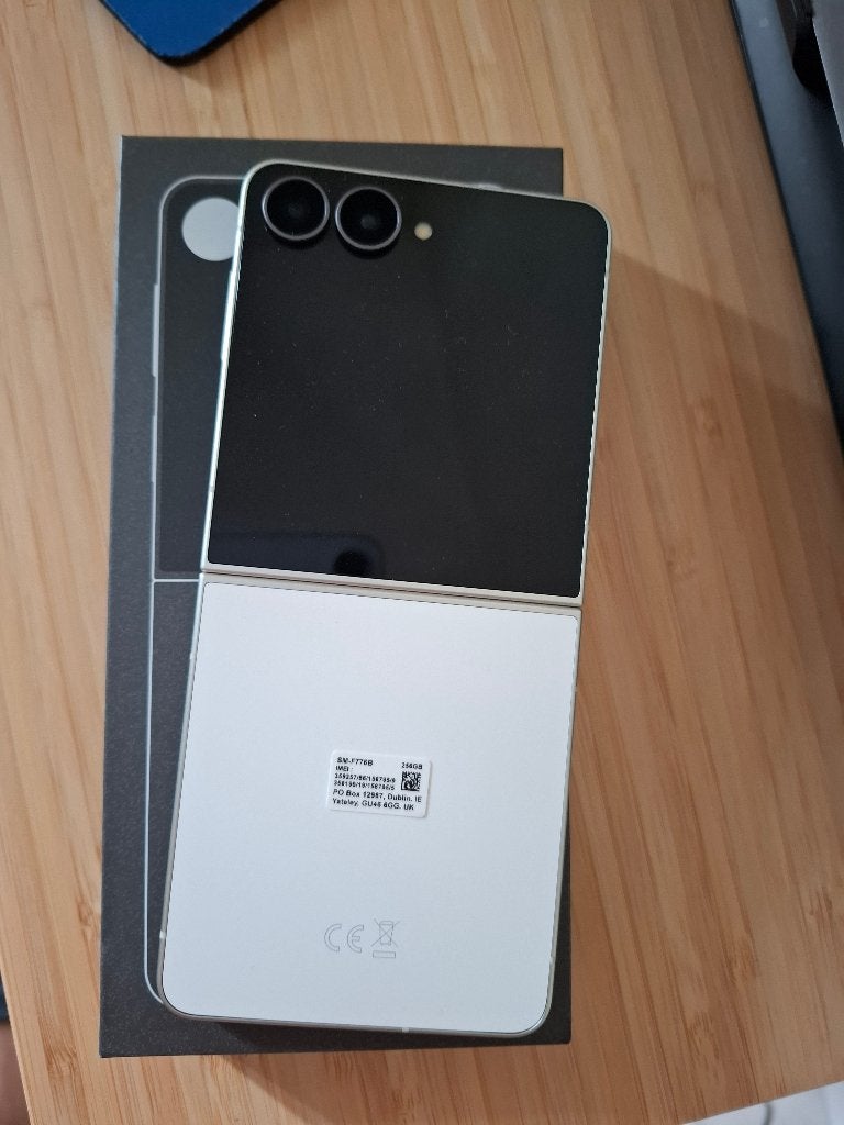 Samsung Galaxy Z Flip 8, Télécoms, Téléphonie mobile | Samsung, Neuf, Enlèvement, Sans abonnement, Sans simlock