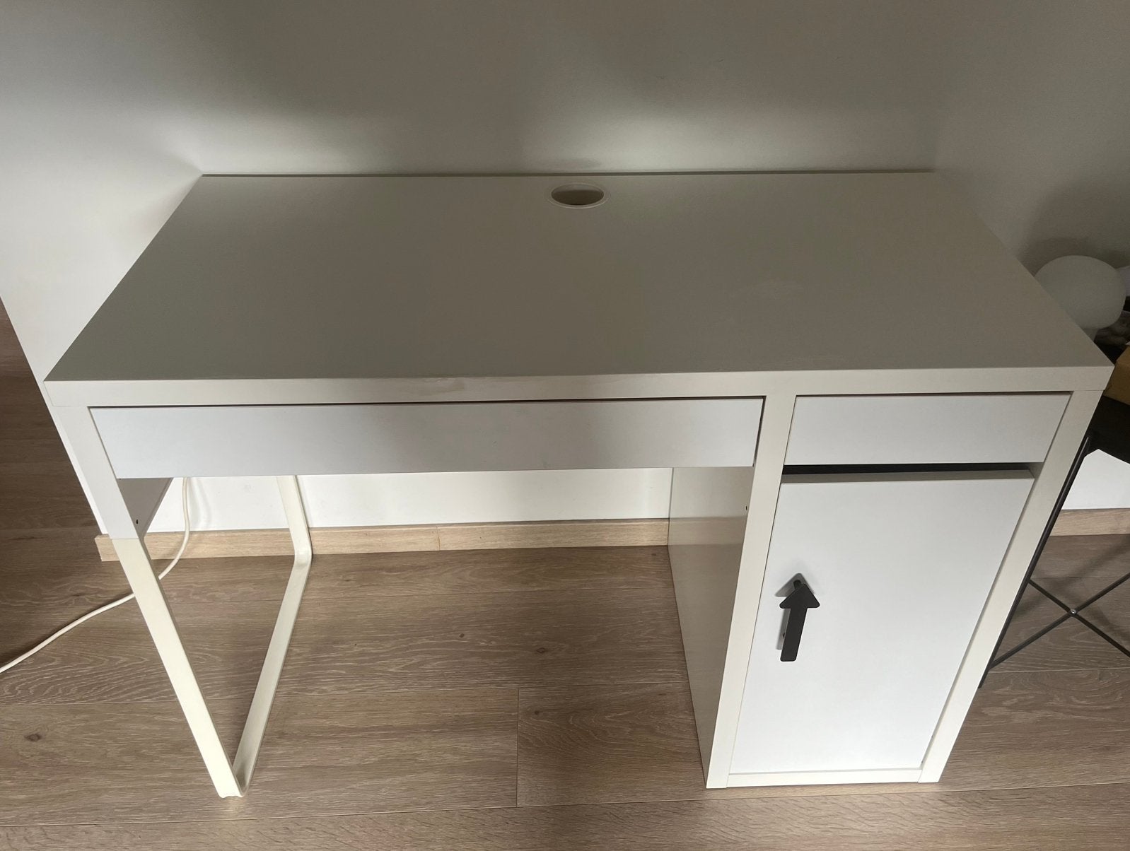 Table de bureau blanche, Maison & Meubles, 105 cm, Enlèvement ou Envoi, Utilisé, IKEA