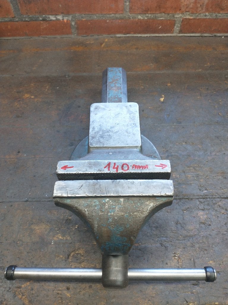 bankschroef, Bricolage & Construction, Enlèvement, Utilisé, 120 à 170 cm, Étau