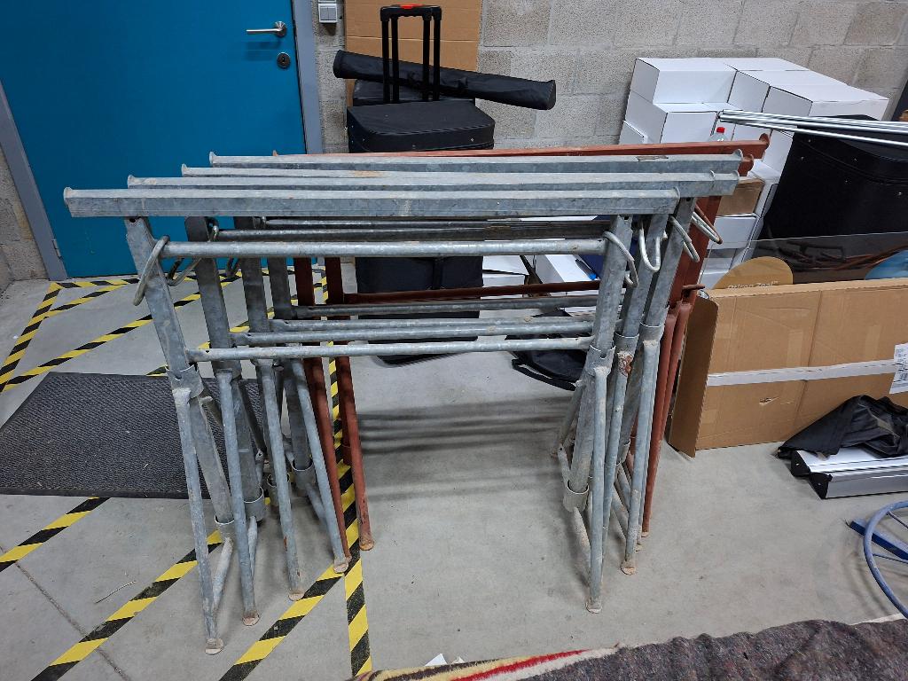 4 metsersschragen gegalvaniseerd, Doe-het-zelf en Bouw, Steigers, Ophalen, Gebruikt, Overige typen, Minder dan 2 meter