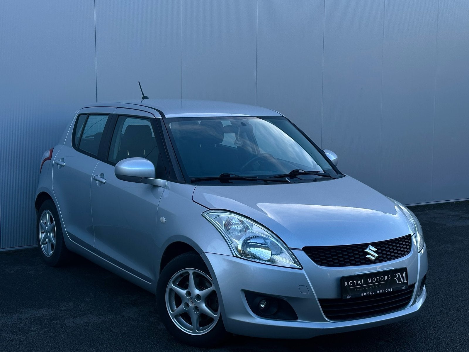Suzuki Swift 1.2 Club 1er Prop - slechts 100.000 km GAR1AN, Auto's, Voorwielaandrijving, Stof, Swift, Bedrijf