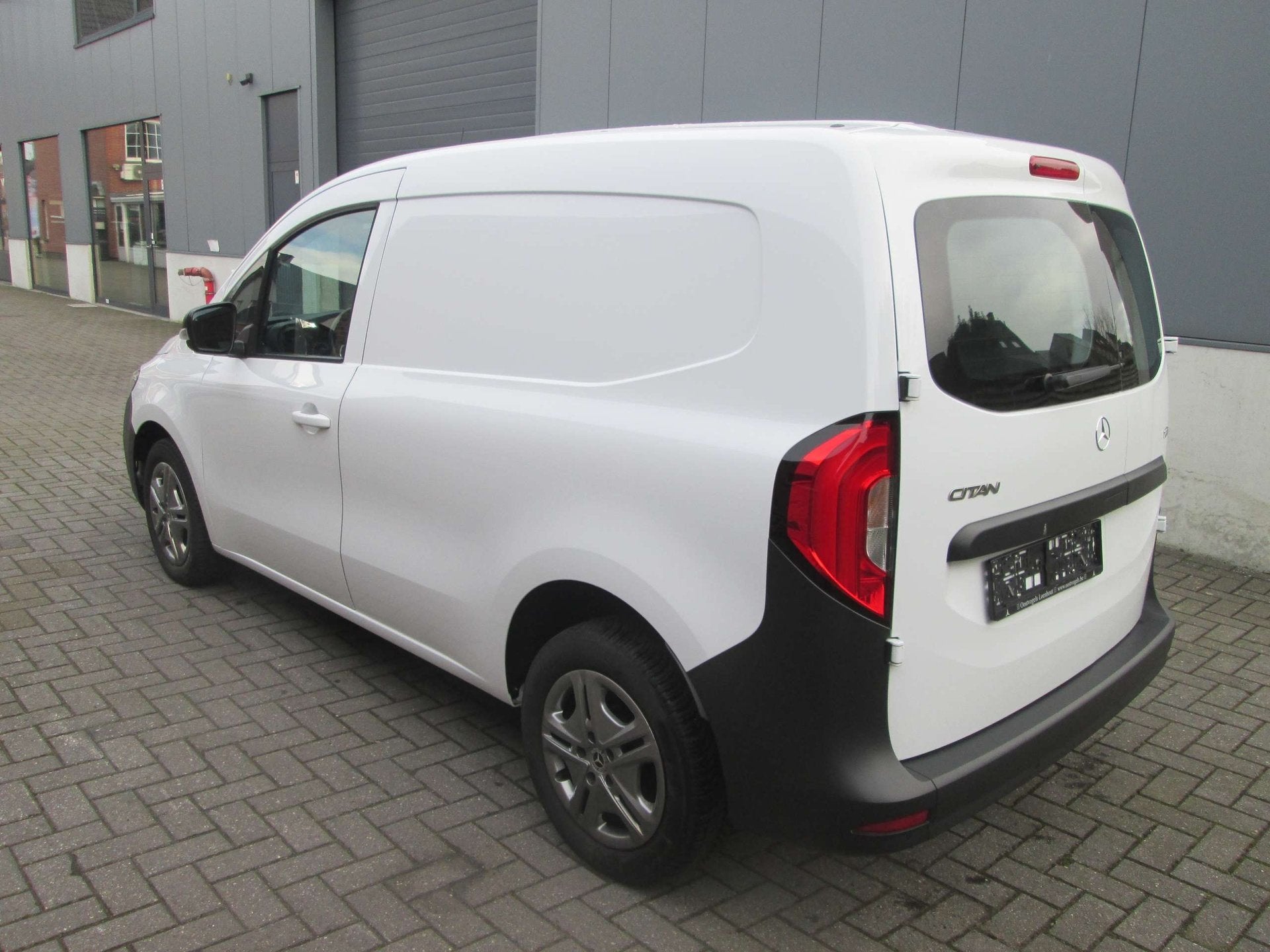 Mercedes-Benz Citan 113 PRO AUTOMATIC NAVI CAMERA CARPLAY, Auto's, Automaat, 4 deurs, Stof, Gebruikt