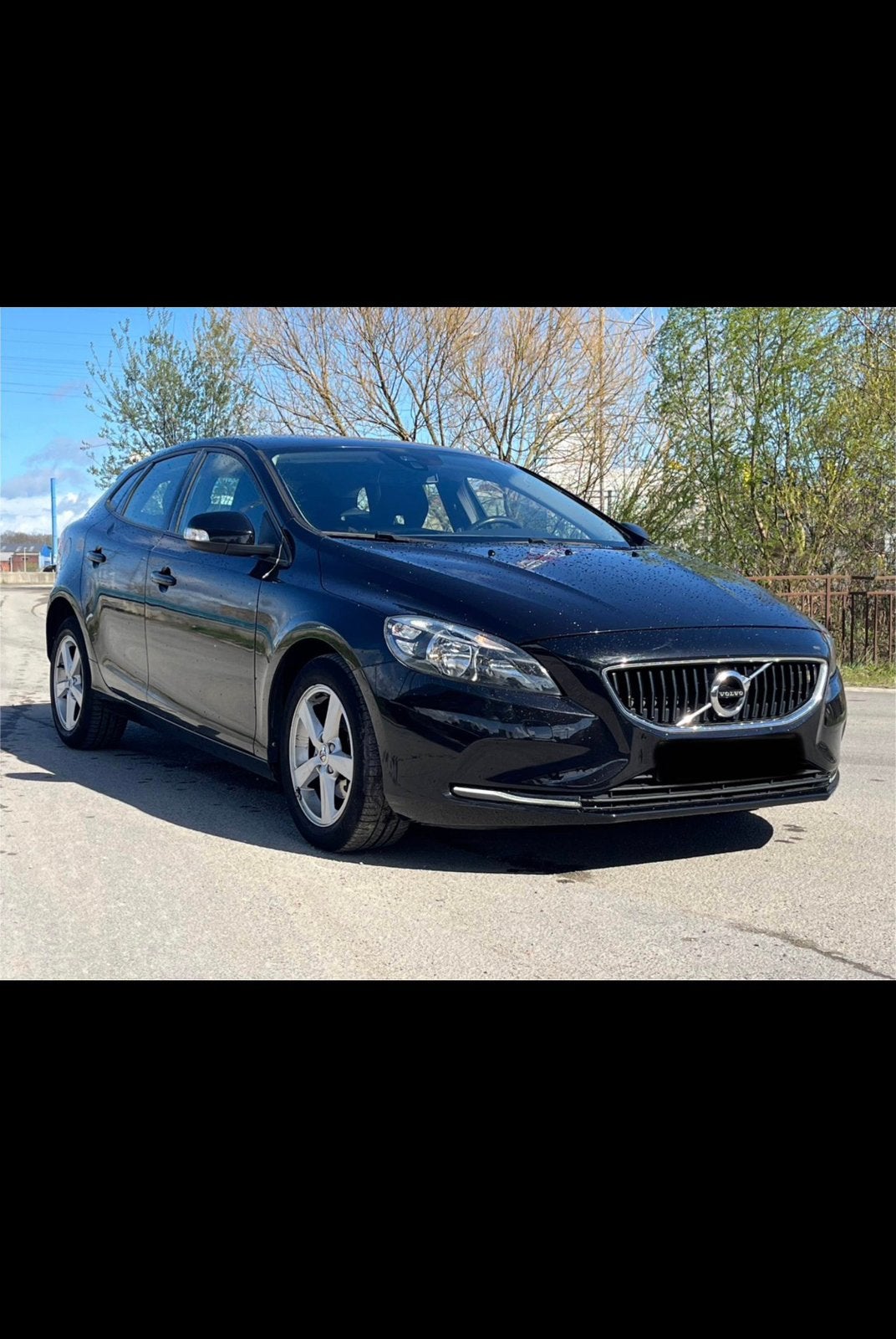Volvo V40 2.0. Euro 6b 120 ch, Autos, Achat, Euro 6, Noir, 5 portes
