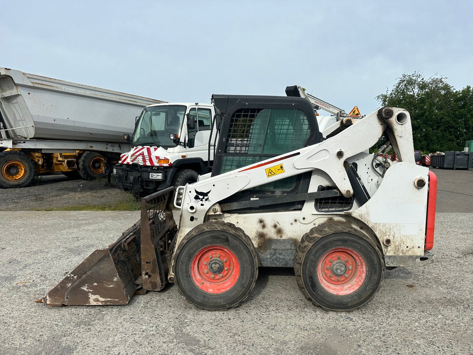 Bobcat S650, Enlèvement