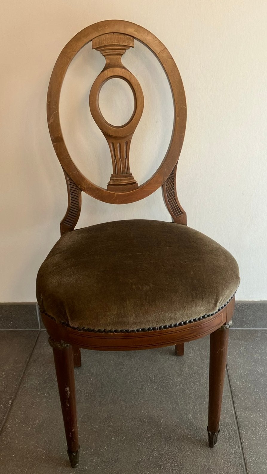 Chaise Biedermeier/Empire en acajou, Enlèvement