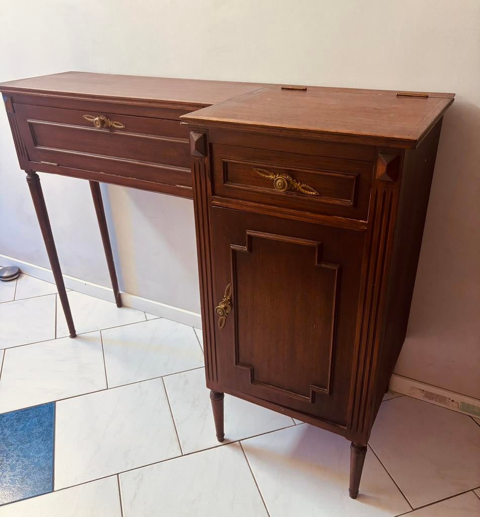 Ancien secretaire, Ophalen