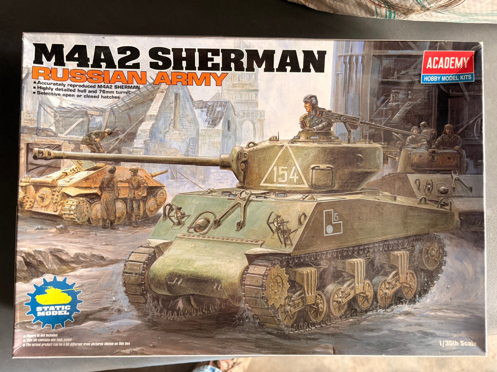 Maquette M4A2 sherman a assembler, Autres marques, Tank, Comme neuf, 1:32 à 1:50