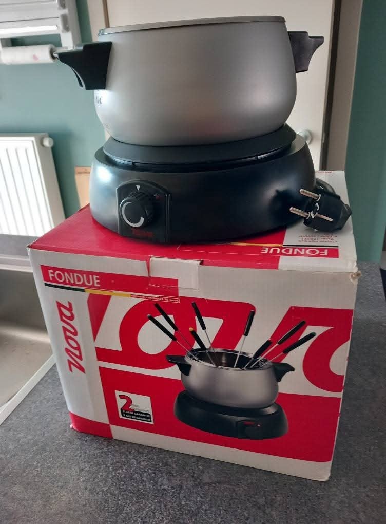 Fondue stel, Elektronische apparatuur, Ophalen
