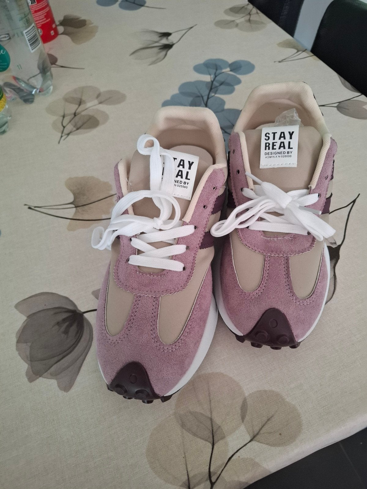 splinternieuwe sneakers, Ophalen, Sneakers
