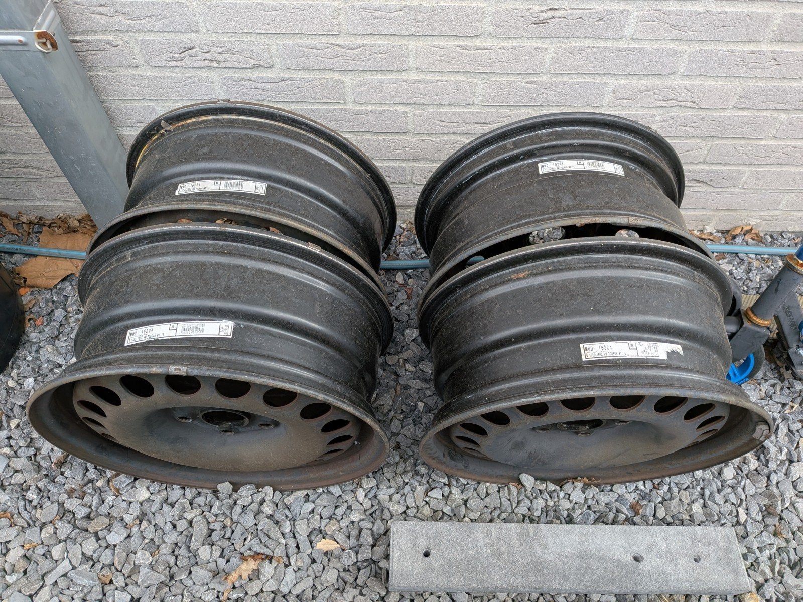 MWD 16224: 6.1/2Jx16H2 VW TOURAN MY' 15 set stalen velgen, Auto-onderdelen, Ophalen, Gebruikt, Velg(en), 16 inch