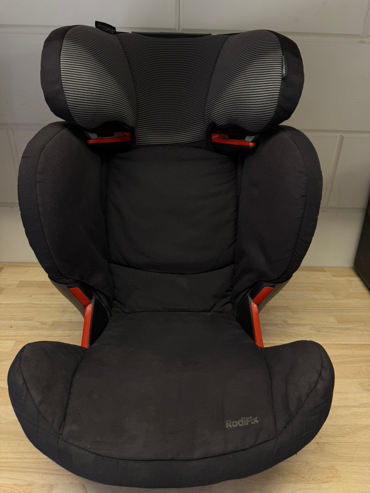 Maxi Cosi Rodifix (E2 15-36kg), Ophalen, Gebruikt, 15 t/m 36 kg, Verstelbare rugleuning