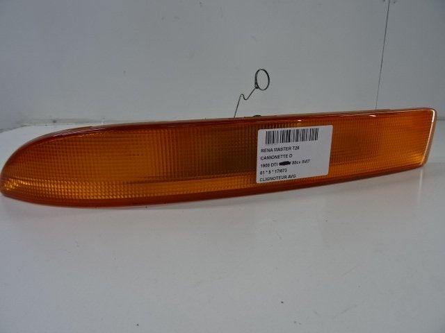 KNIPPERLICHT LINKS VOOR Renault Master II (FD / HD), Gebruikt, Renault, Peter-Huppertz-Straße 5
51063  Köln, DE, Dialog.deutschland@renault.de