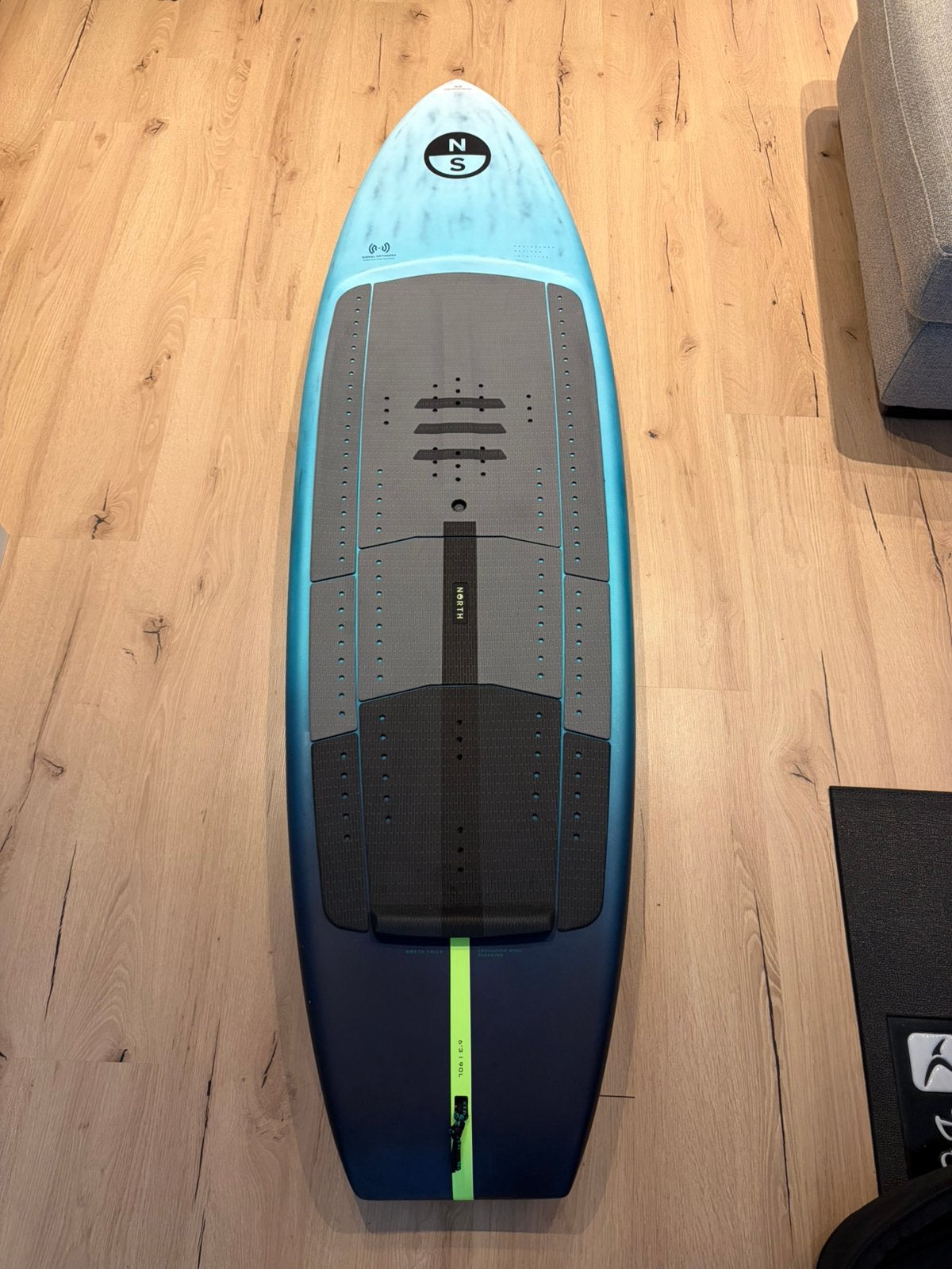 North MIDI 90L 2027 Carbon Wingfoil Parawing, Ophalen, Nieuw, Wingsurf-board