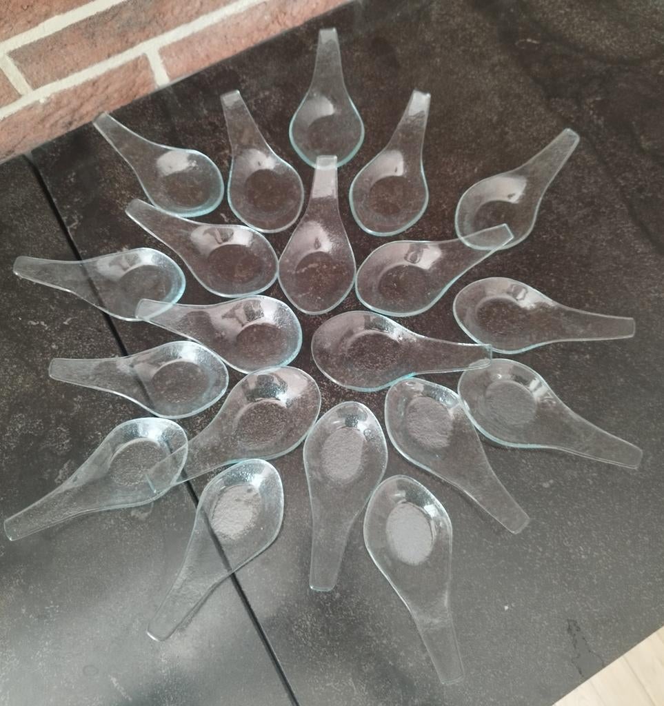 Lot de cuillères apéritives en verre dépoli – formes variées, Maison & Meubles, Enlèvement, Verre