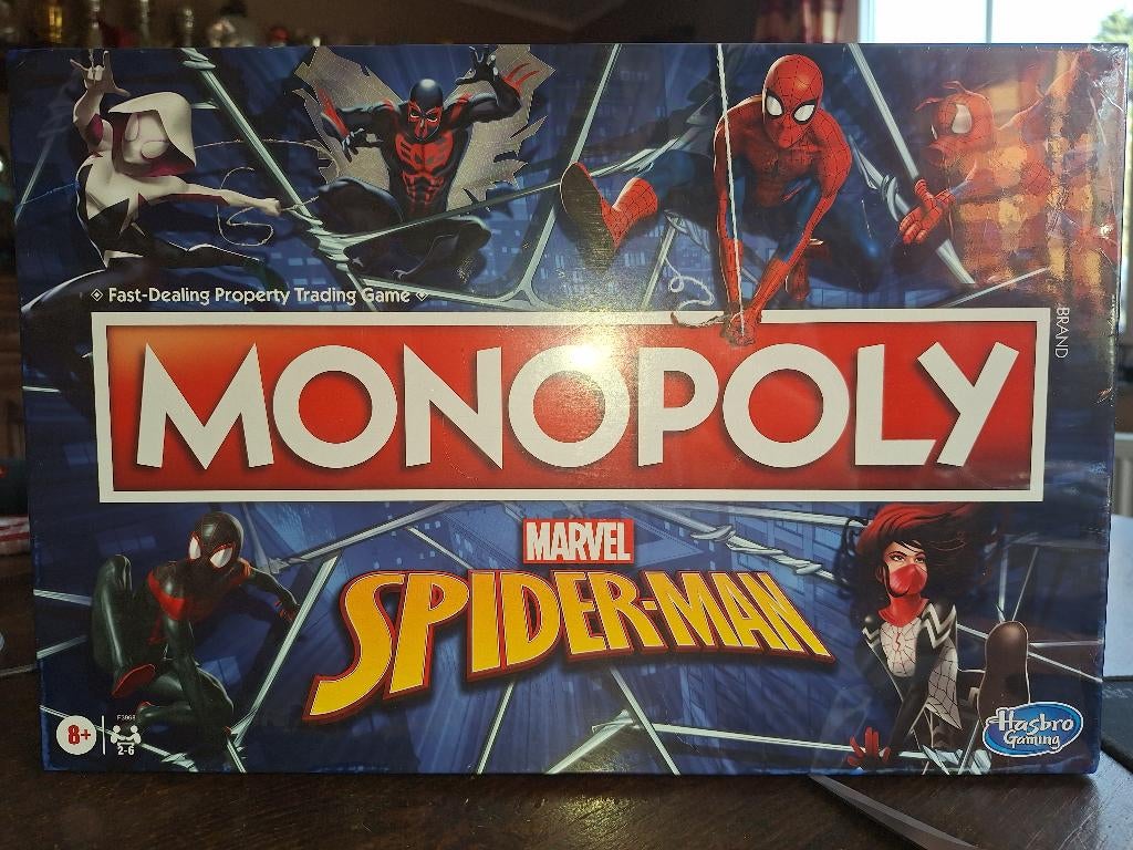 MONOPOLY MARVEL SPIDERMAN in het Engels + BONUS, Hobby en Vrije tijd, Vijf spelers of meer, Ophalen of Verzenden, Gebruikt, Hasbro