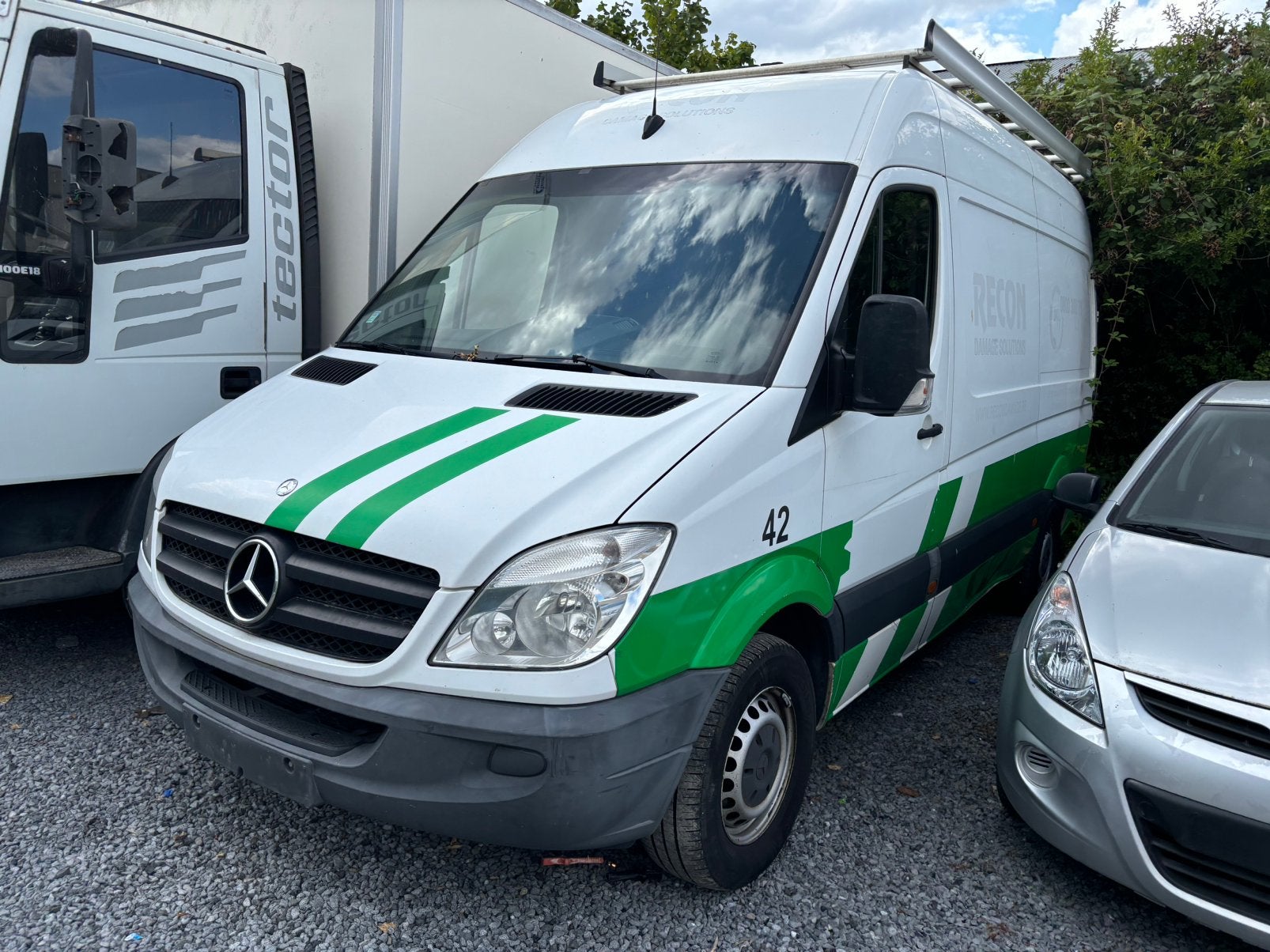 310CDI 2012 AIRCO EURO5 290,000KM 3PL 0032471654764, Auto's, Mercedes-Benz, Euro 5, Zwart, Wit, Bedrijf