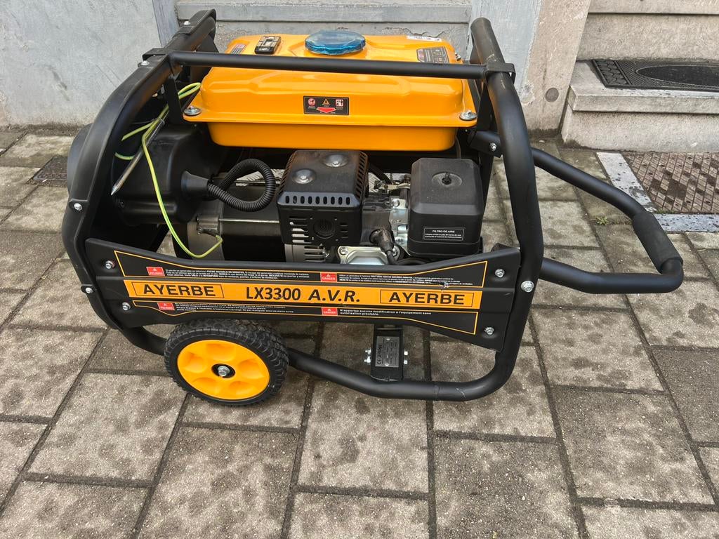 AUERBE LX3300 A.V.R. Nieuw, Ophalen, Zo goed als nieuw