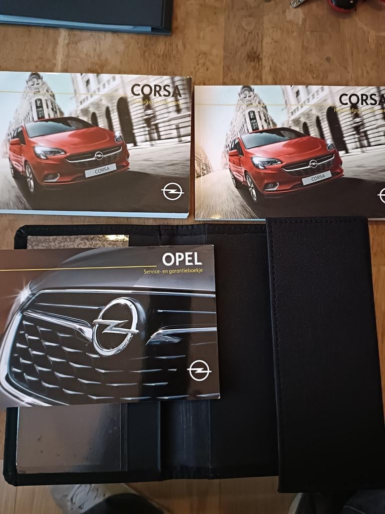 Opel Corsa - Manuels d'utilisation technique gps et autres, Enlèvement ou Envoi