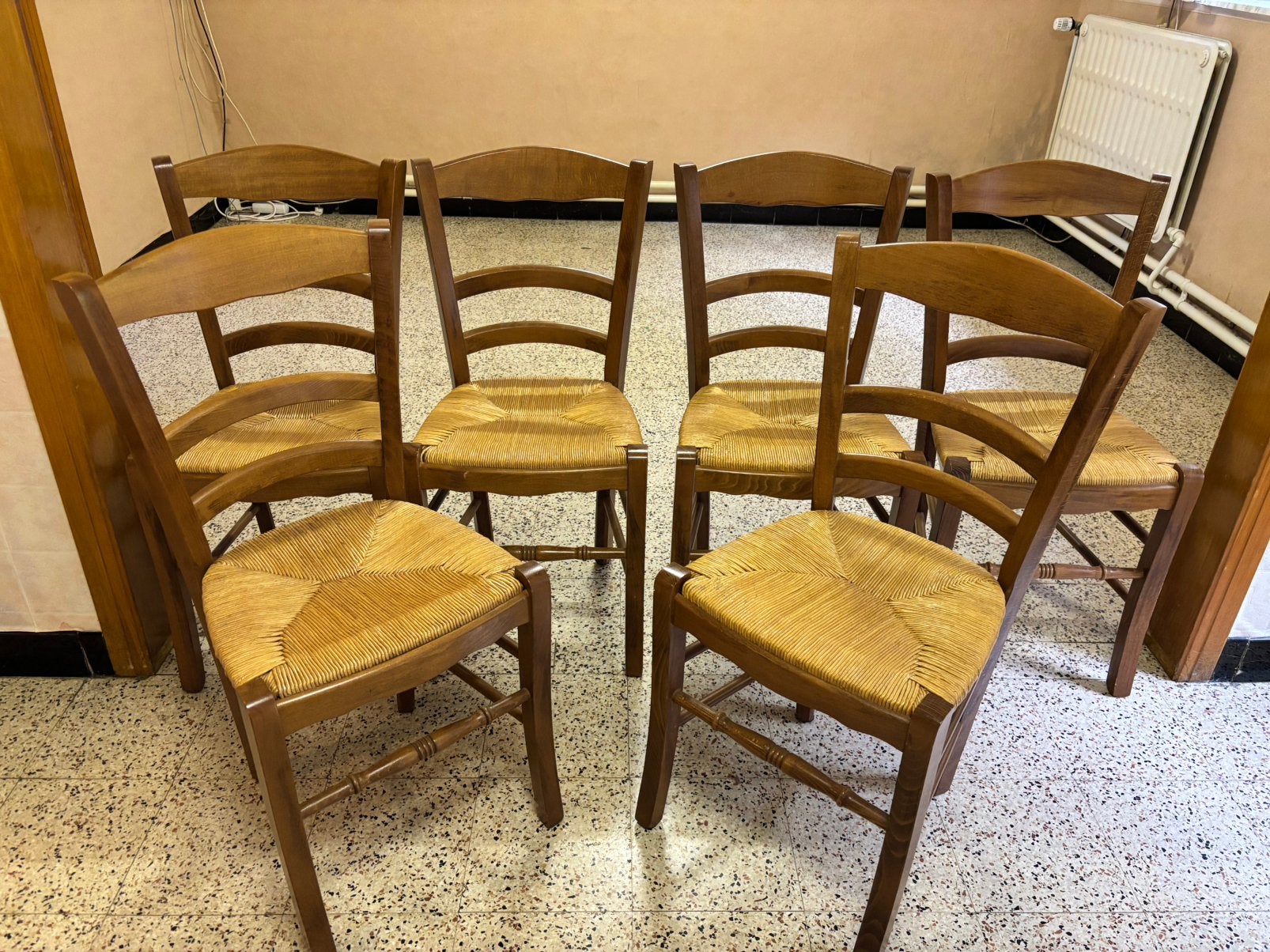Lot de 6 chaises style ferme, Bois, Fermette, Comme neuf, Brun