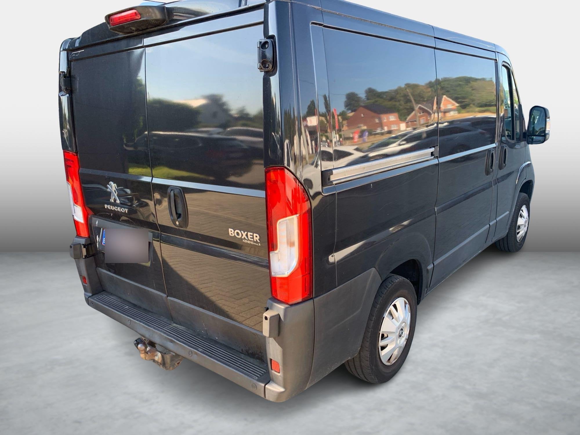 Peugeot Boxer 2.2 BlueHDi S&S 140 Premium 335 L2H1, Argent ou Gris, 4 portes, Entreprise, 3 places
