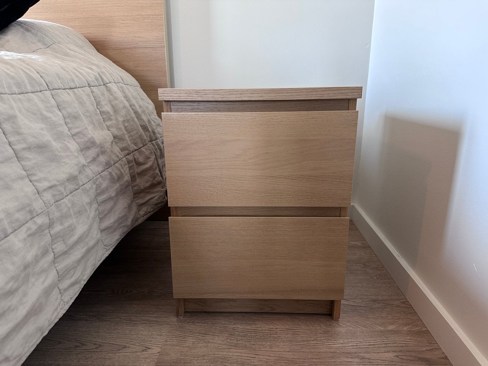 IKEA MALM nachtkastje in perfecte staat, Ophalen, Zo goed als nieuw