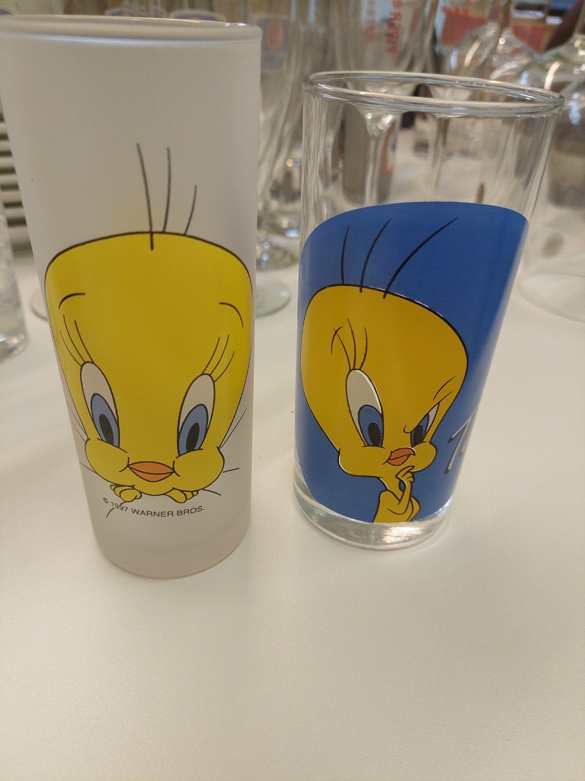 set van 2 vintage Looney Tunes glazen - tweety, Ophalen, Zo goed als nieuw, Frisdrankglas