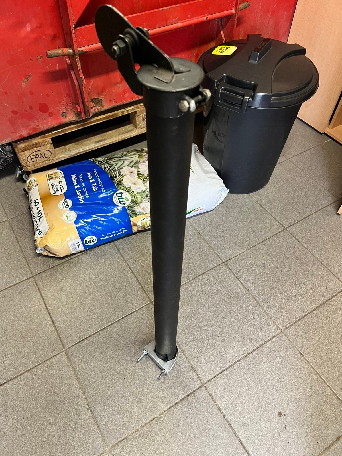Nette zwarte uitlaat voor tractor, Ophalen, Overige, Overige typen