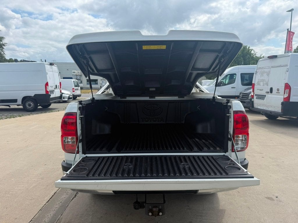 Toyota Hilux (Stock ID 46837) — 13