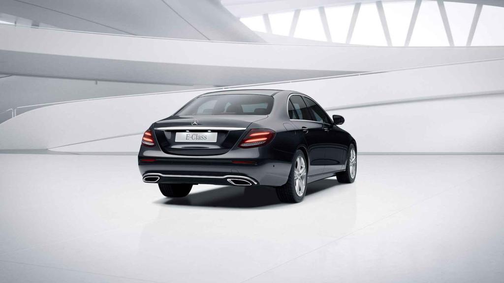Mercedes-Benz E-Klasse 220 D Berline Luxury Line Dodehoekass, 143 kW, Entreprise, Entretenue par le concessionnaire, Automatique