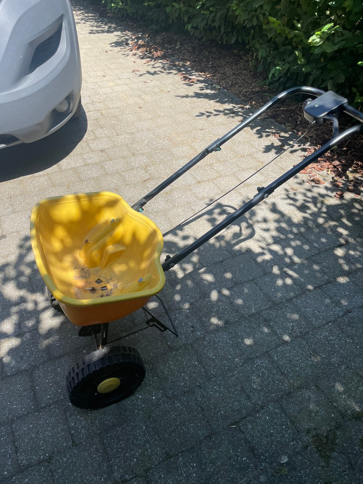 Strooiwagentje Bayer, Tuin en Terras, Ophalen, Gebruikt