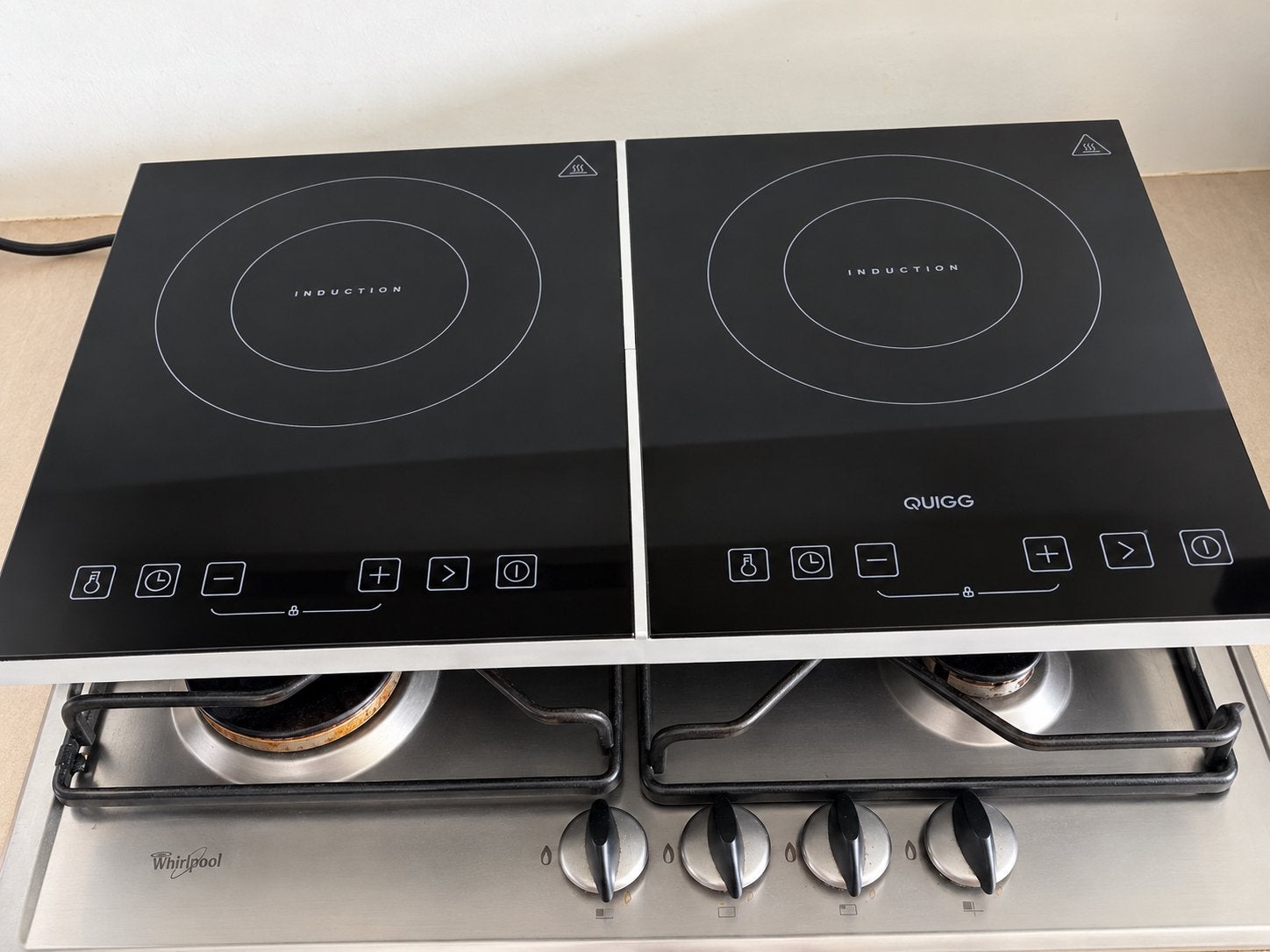 CUISINIÈRE À INDUCTION D QUIGG - 2 ZONES DE CUISSON - 3500 W, Enlèvement, Comme neuf, Autoportant, Induction