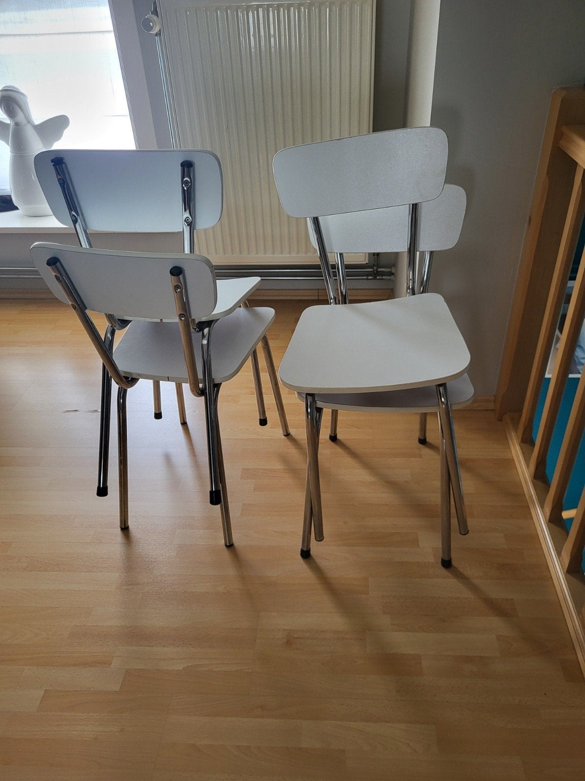4 stoelen in Formicat-stijl, Huis en Inrichting, Ophalen, Gebruikt, Wit, Vintage