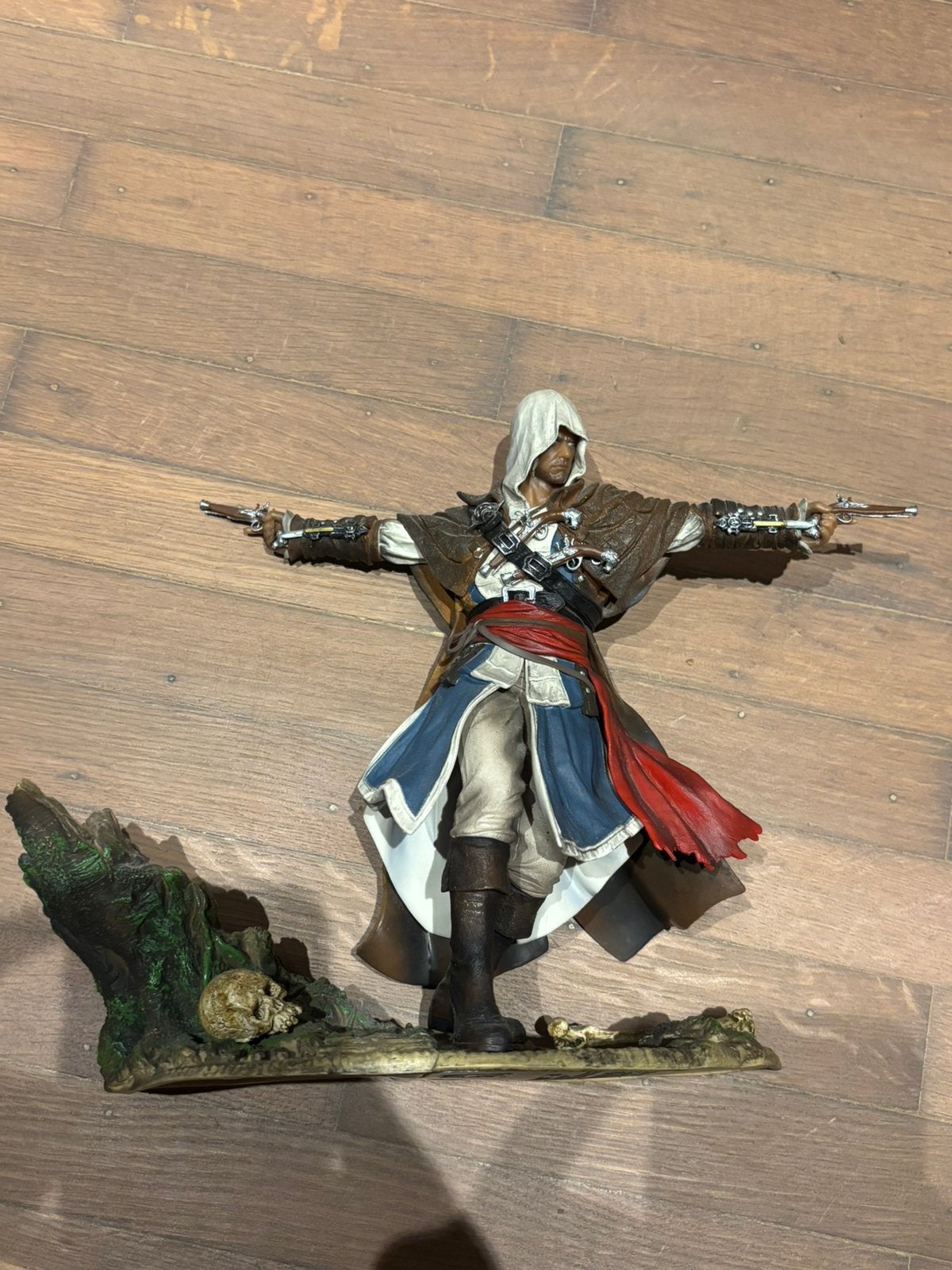 Edward kenway statue, Enlèvement, Comme neuf