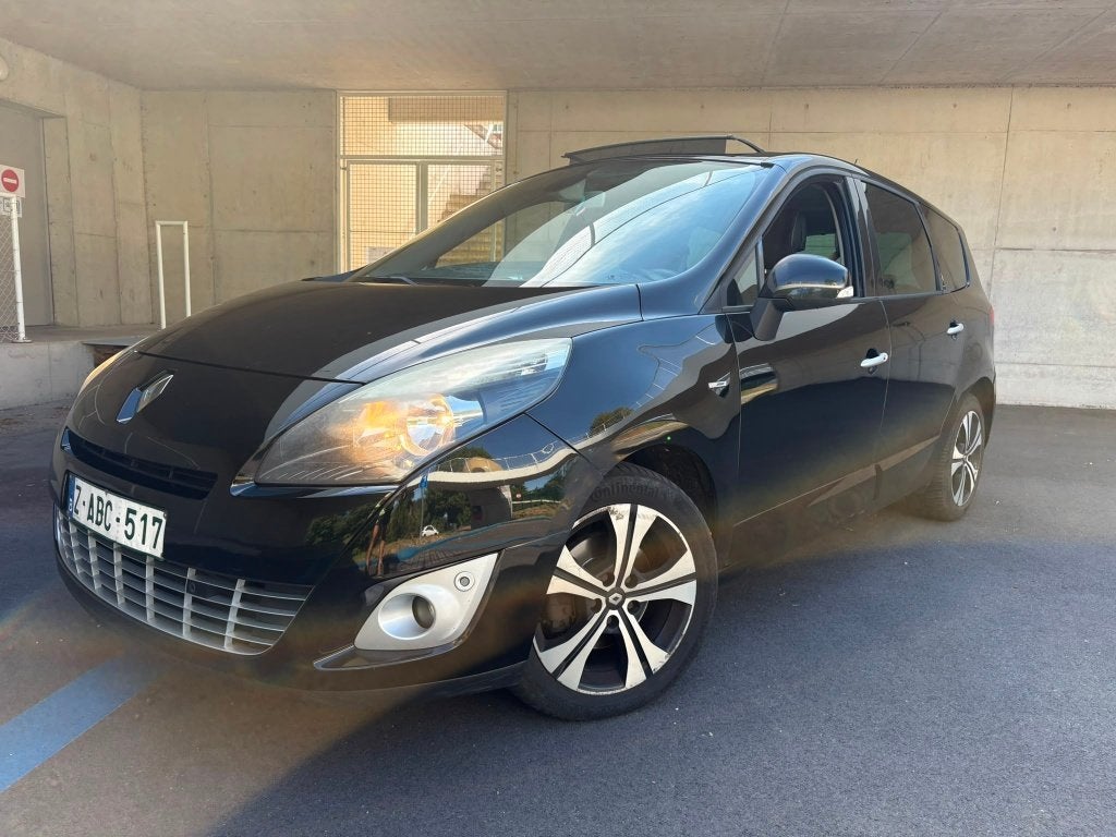 RENAULT GRAND SCÉNIC BOSE EDITION 130pk, Autos, Cuir, Euro 5, 7 places, Boîte manuelle