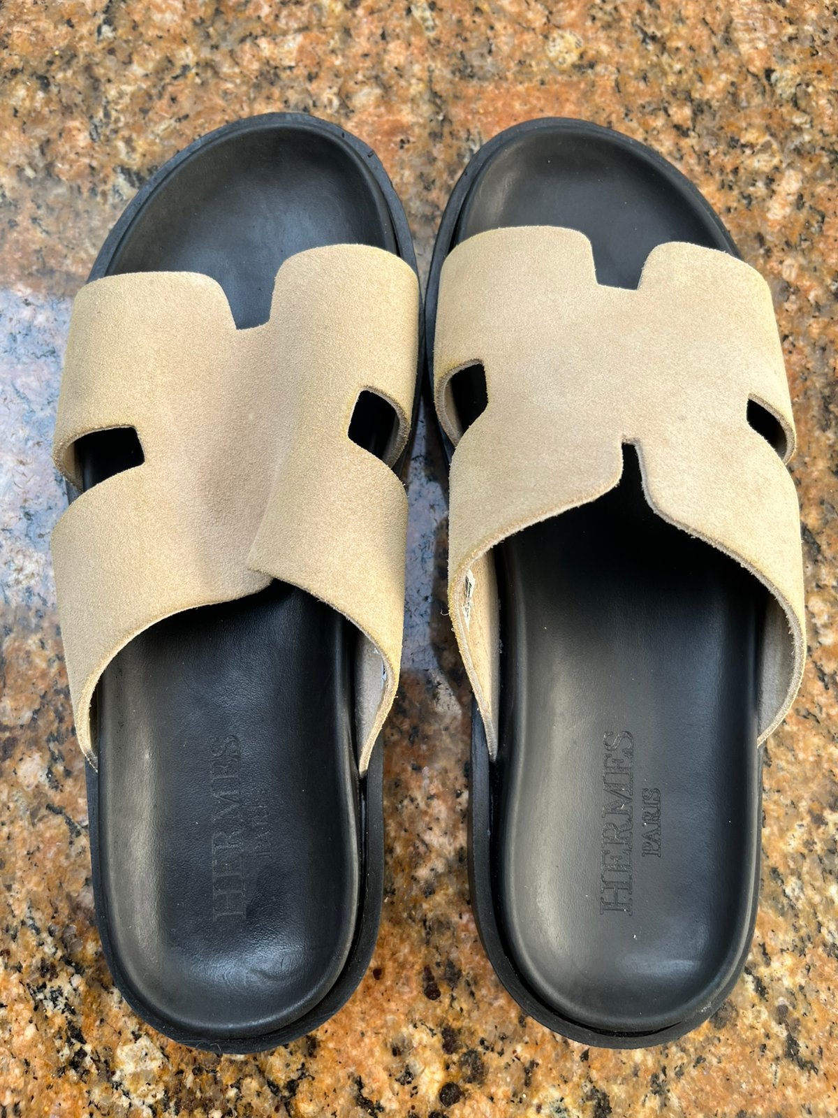 HERMES slippers nieuw 41 beige, Slippers, Overige kleuren, Nieuw, Ophalen of Verzenden